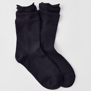 NWT Urban Outfitters Lightweight Black Slouch Socks